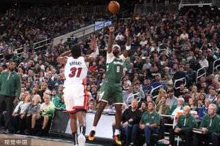 又能防守的 又能防守的