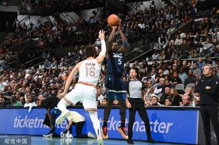 在赛场和商 在赛场和商