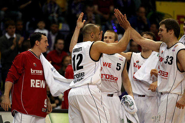 但比分迟迟 但比分迟迟